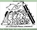 "O que  incluso?  a nossa capacidade de entender e reconhecer o outro e, assim, ter o privilgio de conviver e compartilhar com pessoas diferentes de ns. A educao inclusiva acolhe todas as pessoas, sem exceo.  para o estudante com deficincia fsica, para os que tm comprometimento mental, para os superdotados, para todas as minorias e para a criana que  discriminada por qualquer outro motivo. Costumo dizer que estar junto  se aglomerar no cinema, no nibus e at na sala de aula com pessoas que no conhecemos. J incluso  estar com,  interagir com o outro." Maria Teresa gler Mantoan, professora da Faculdade de Educao da Universidade Estadual de Campinas (Unicamp).</br></br>  Observao: O cartum abaixo  parte do livro "Viso e Reviso, Conceito e Pr-Conceito" e a autorizao do autor foi concedida para uso educacional. Para a utilizao comercial do mesmo, favor solicitar autorizao do autor atravs de e-mail: ricardoferraz33@gmail.com. 